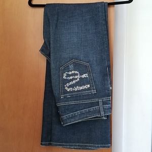 Seven7 Jeans